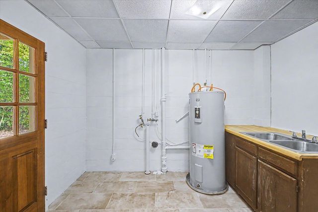 1712 Dora Avenue, Tallahassee, FL 32308