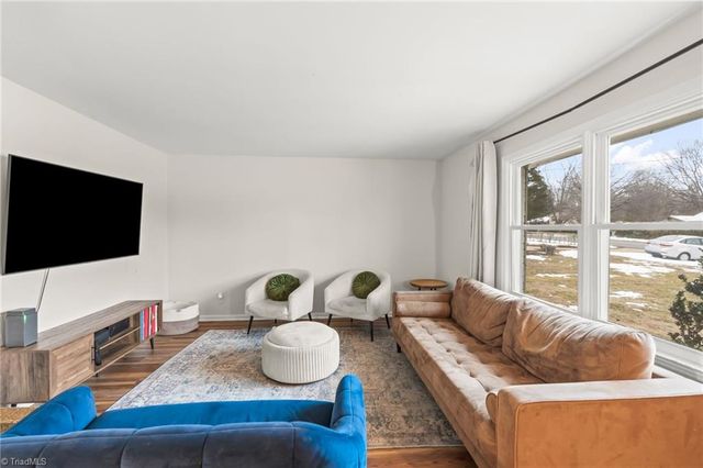 5722 Friendswood Drive, Greensboro, NC 27409