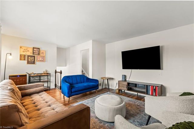 5722 Friendswood Drive, Greensboro, NC 27409