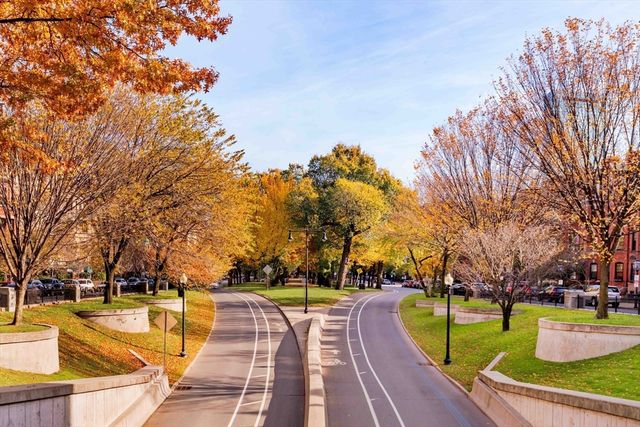 362 Commonwealth Ave 5A, Boston, MA 02115