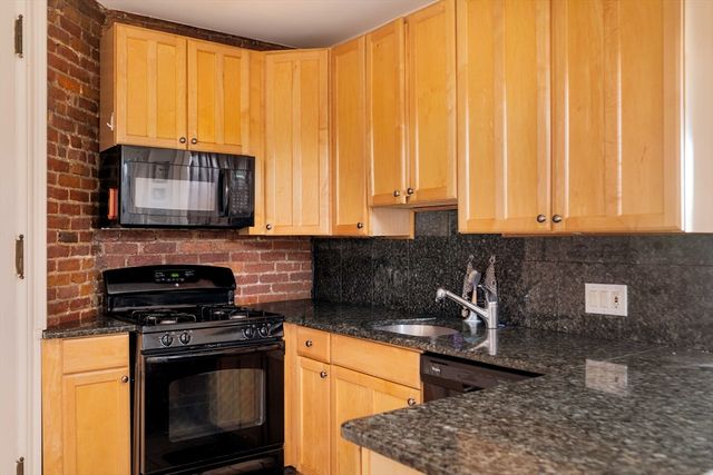 362 Commonwealth Ave 5A, Boston, MA 02115