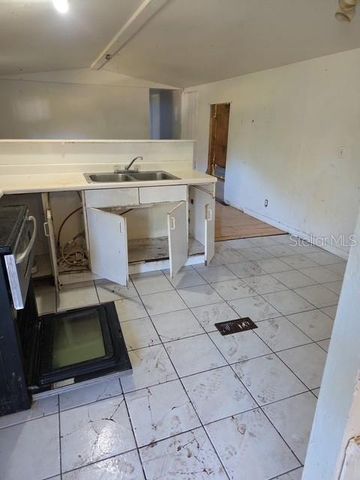 9115 PINE TREE DRIVE, Lakeland, FL 33809