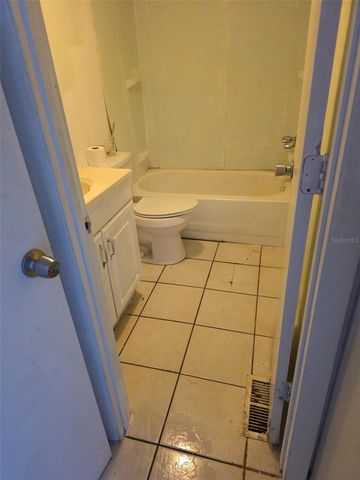 9115 PINE TREE DRIVE, Lakeland, FL 33809