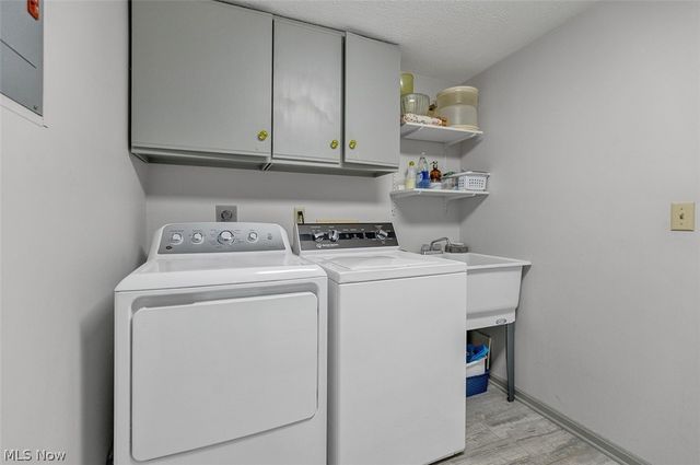 6101 Cabot Court, Mentor, OH 44060