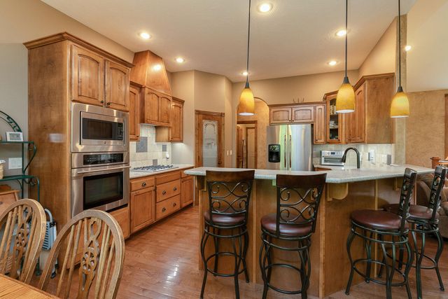 1657 S Timber Lake Drive, Nixa, MO 65714
