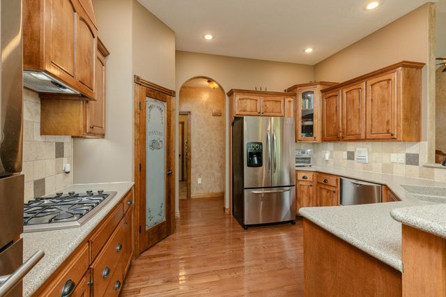 1657 S Timber Lake Drive, Nixa, MO 65714