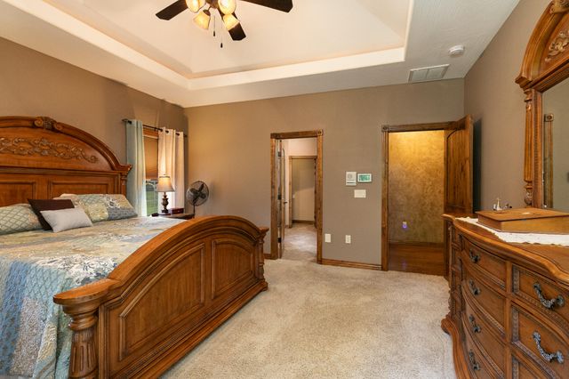 1657 S Timber Lake Drive, Nixa, MO 65714