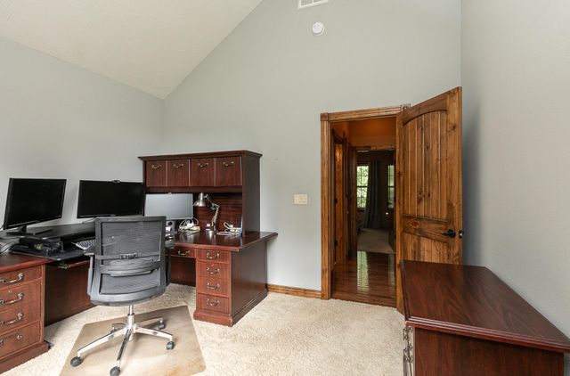 1657 S Timber Lake Drive, Nixa, MO 65714