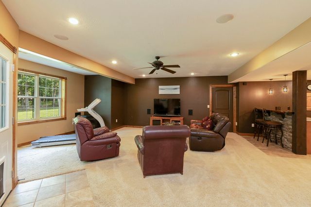 1657 S Timber Lake Drive, Nixa, MO 65714