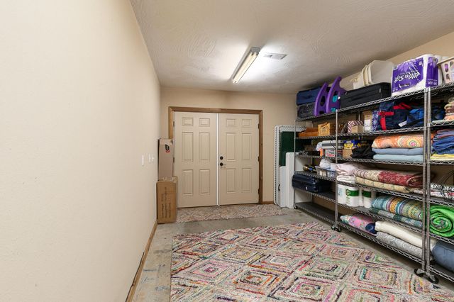 1657 S Timber Lake Drive, Nixa, MO 65714