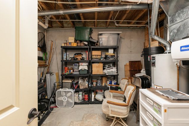 1657 S Timber Lake Drive, Nixa, MO 65714
