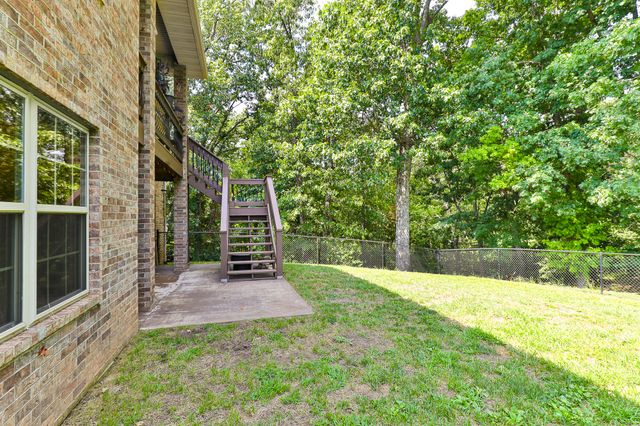 1657 S Timber Lake Drive, Nixa, MO 65714