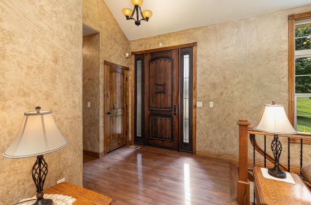 1657 S Timber Lake Drive, Nixa, MO 65714