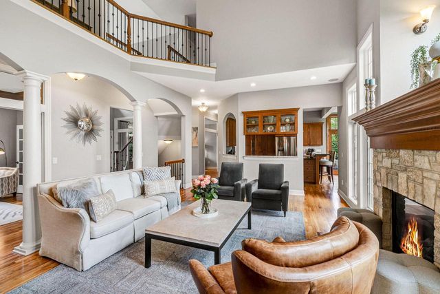 11092 N Sutton Ridge DRIVE, Mequon, WI 53097