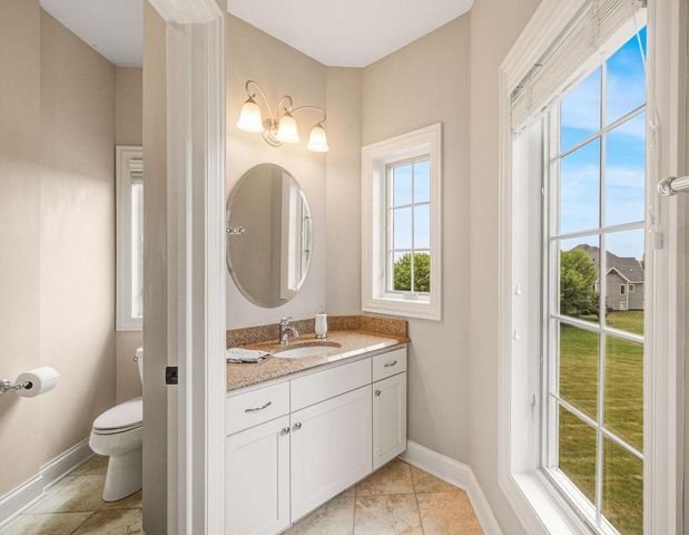 11092 N Sutton Ridge DRIVE, Mequon, WI 53097