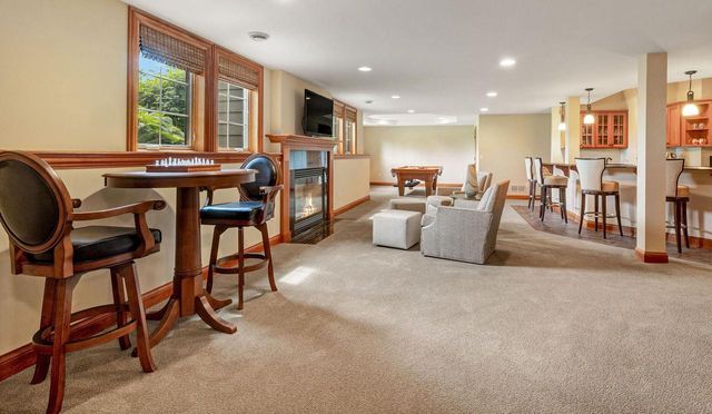 11092 N Sutton Ridge DRIVE, Mequon, WI 53097
