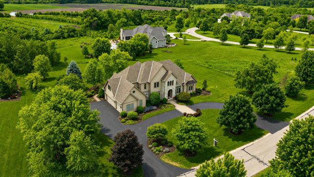 11092 N Sutton Ridge DRIVE, Mequon, WI 53097