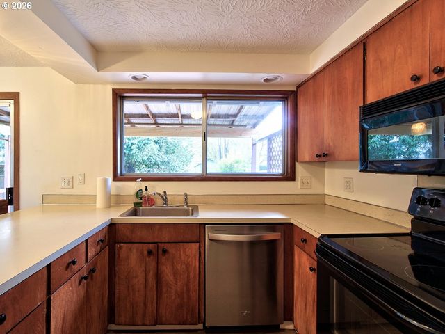 10713 Se 55TH Ave, Milwaukie, OR 97222