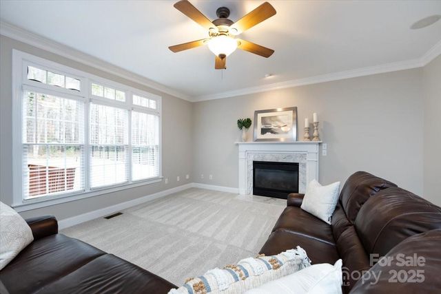 12430 Overlook Mountain Drive, Charlotte, NC 28216