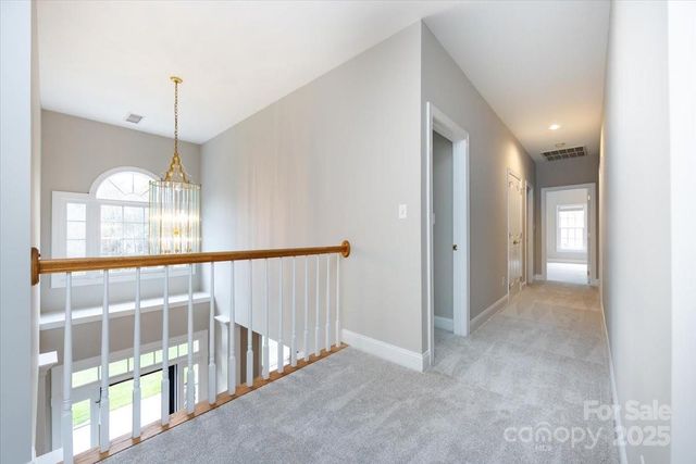 12430 Overlook Mountain Drive, Charlotte, NC 28216