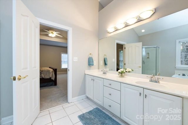 12430 Overlook Mountain Drive, Charlotte, NC 28216