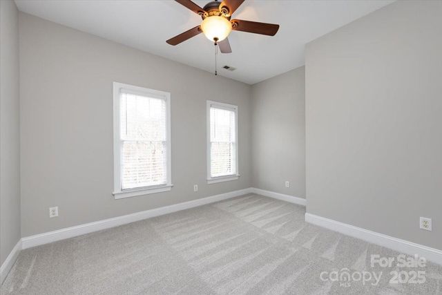 12430 Overlook Mountain Drive, Charlotte, NC 28216