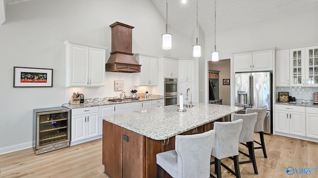 41 Verdant Circle SE, Huntsville, AL 35803