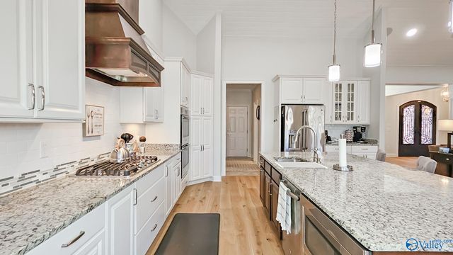 41 Verdant Circle SE, Huntsville, AL 35803