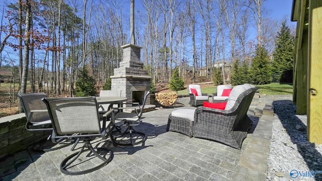 41 Verdant Circle SE, Huntsville, AL 35803