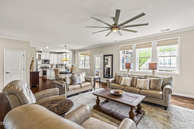 204 Fawn Hollow Court, Wake Forest, NC 27587
