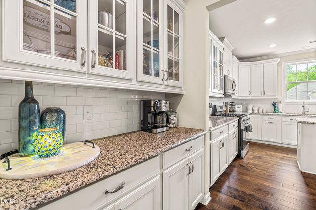 204 Fawn Hollow Court, Wake Forest, NC 27587