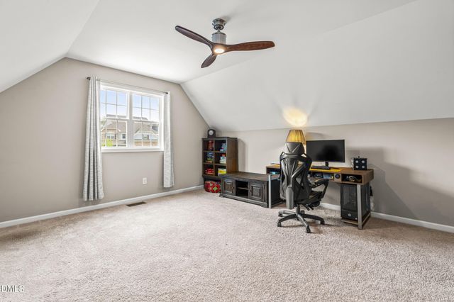 204 Fawn Hollow Court, Wake Forest, NC 27587