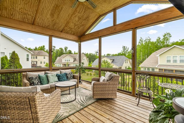 204 Fawn Hollow Court, Wake Forest, NC 27587