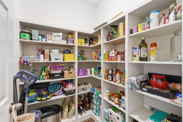 16146 MONTEREY GREENS CIRCLE, Tampa, FL 33647