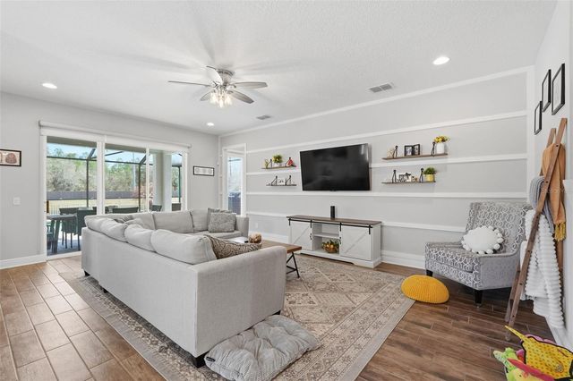 16146 MONTEREY GREENS CIRCLE, Tampa, FL 33647