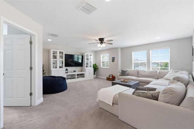 16146 MONTEREY GREENS CIRCLE, Tampa, FL 33647