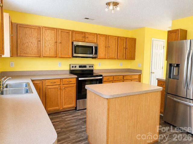 12609 Hazy Valley Court, Charlotte, NC 28269