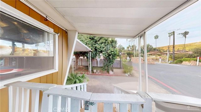 5700 Carbon Canyon 21, Brea, CA 92823