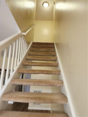 5326 Lake Victoria ARCH, Virginia Beach, VA 23464