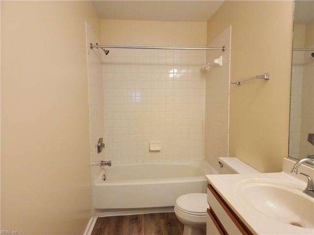5326 Lake Victoria ARCH, Virginia Beach, VA 23464