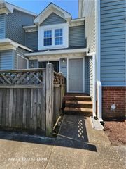5326 Lake Victoria ARCH, Virginia Beach, VA 23464