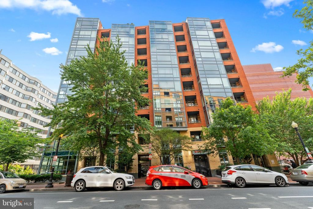 1117 10TH ST NW #906, Washington, DC 20001