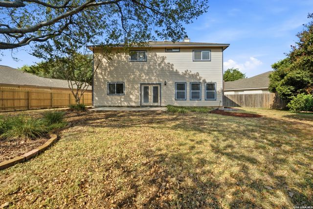 15322 PRESTON COVE DR, San Antonio, TX 78247