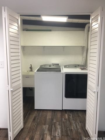 99-228 Ohenana Loop, Aiea, HI 96701