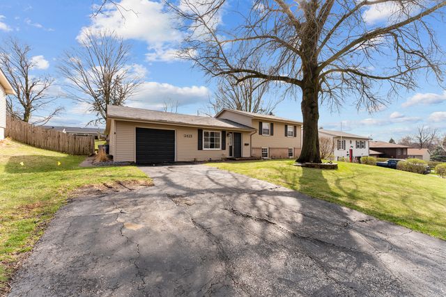 2425 W 46th Street, Davenport, IA 52806