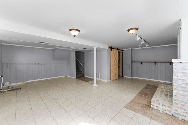 2425 W 46th Street, Davenport, IA 52806