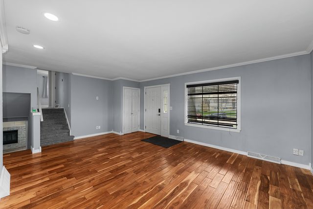 2425 W 46th Street, Davenport, IA 52806