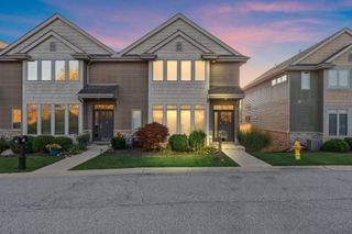 77 Sanctuary Drive, Valparaiso, IN 46385