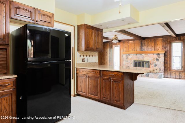 6520 W Galway Circle, Dimondale, MI 48821
