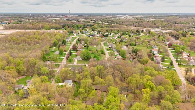 6520 W Galway Circle, Dimondale, MI 48821